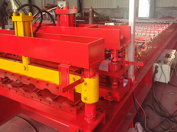 Color steel glazed tile machine