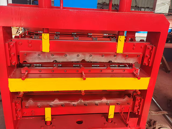 Color steel glazed tile machine