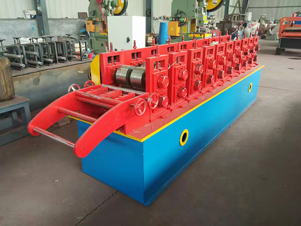 Light steel keel machine equipment